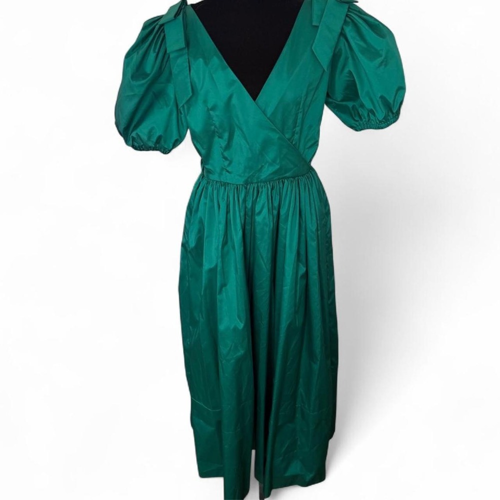 Vintage 80s 90s Green Puffy Sleeve Formal Dress Bow Shoulder Gown Emerald M